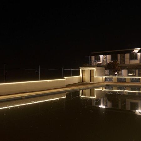 Santorini Vasai Resort Zewnętrze zdjęcie