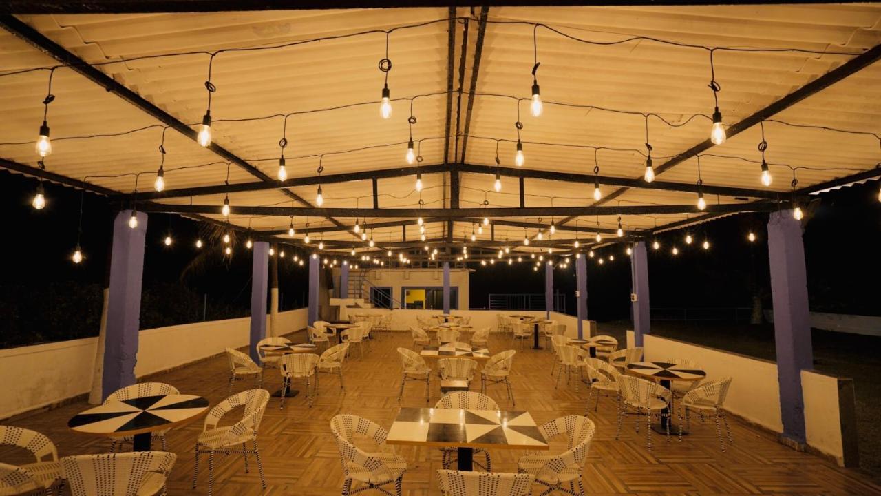Santorini Vasai Resort Zewnętrze zdjęcie